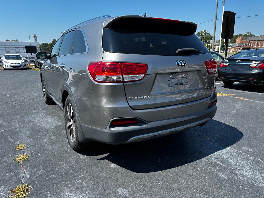 2017 Kia Sorento Image 5