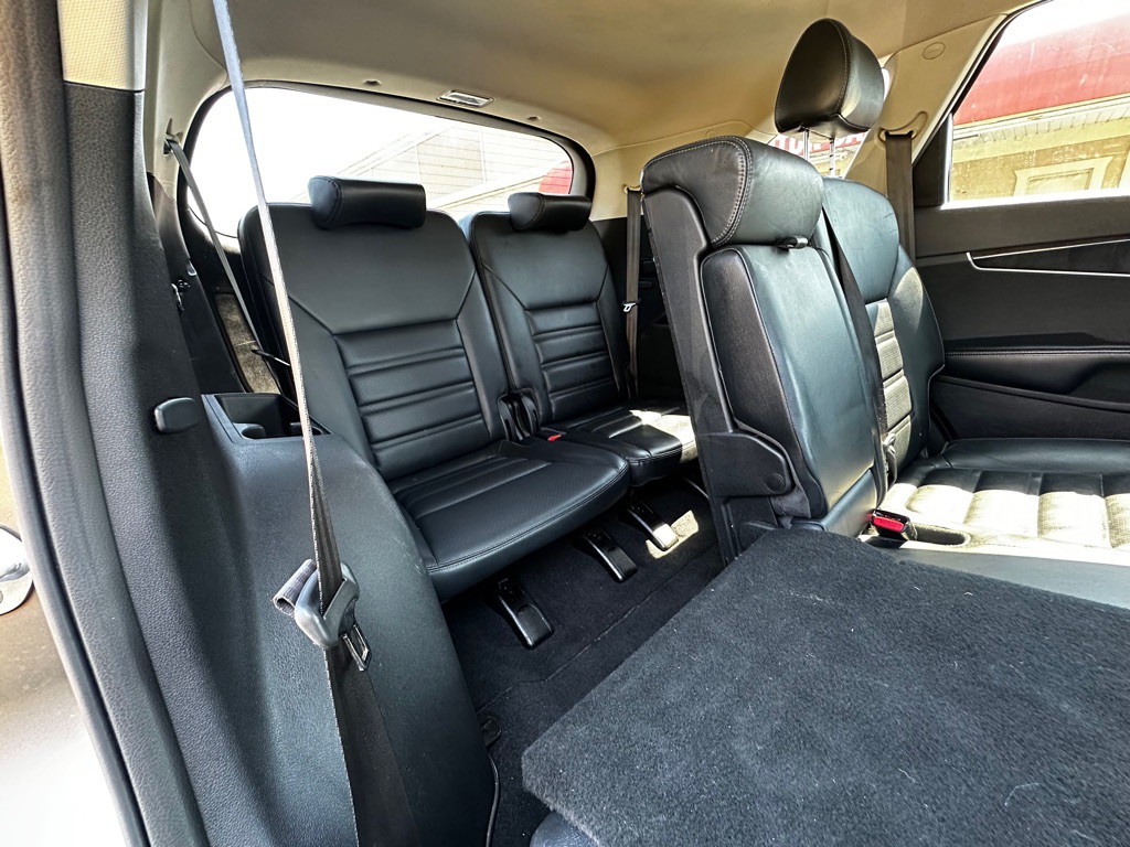 2017 Kia Sorento Image 9