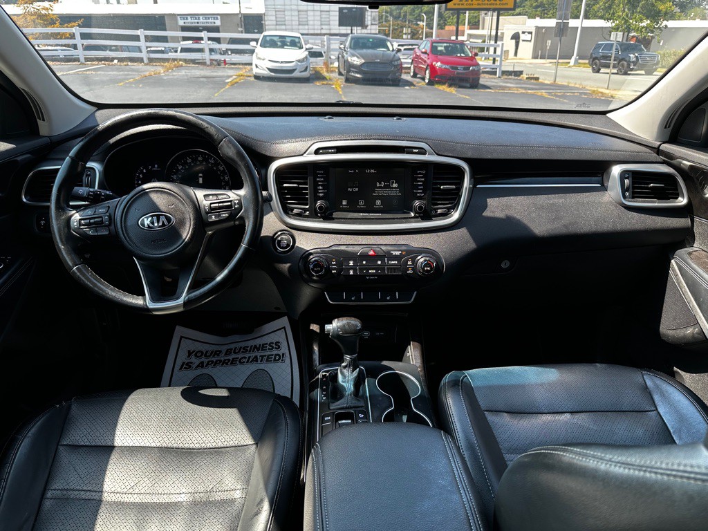 2017 Kia Sorento Image 17