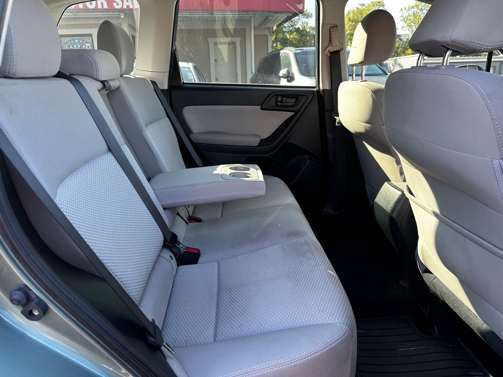 2016 Subaru Forester Image 9