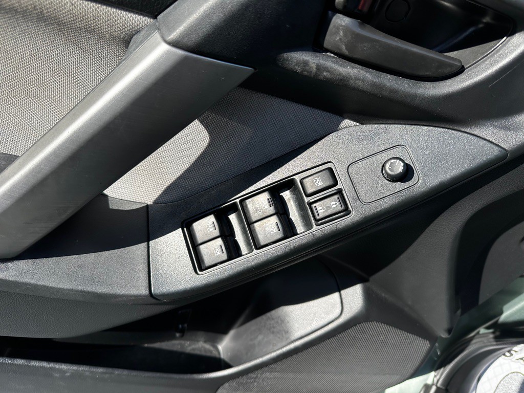 2016 Subaru Forester Image 13
