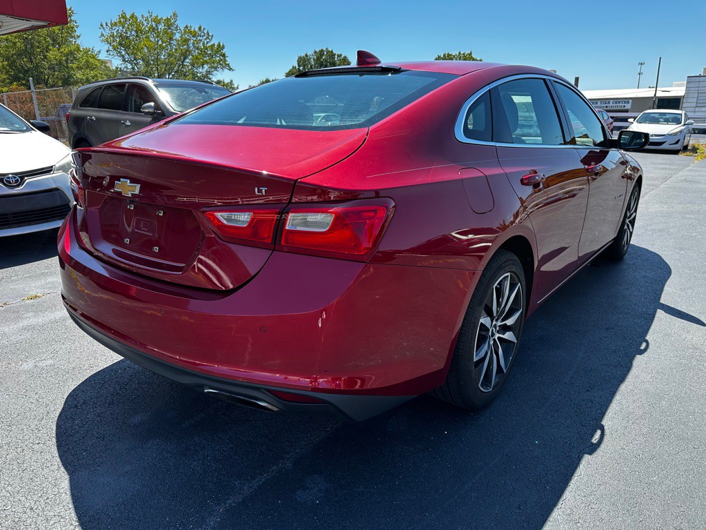 2016 Chevrolet Malibu Image 7
