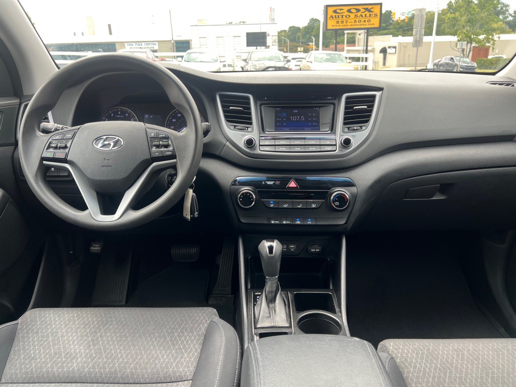 2017 Hyundai Tucson Image 17