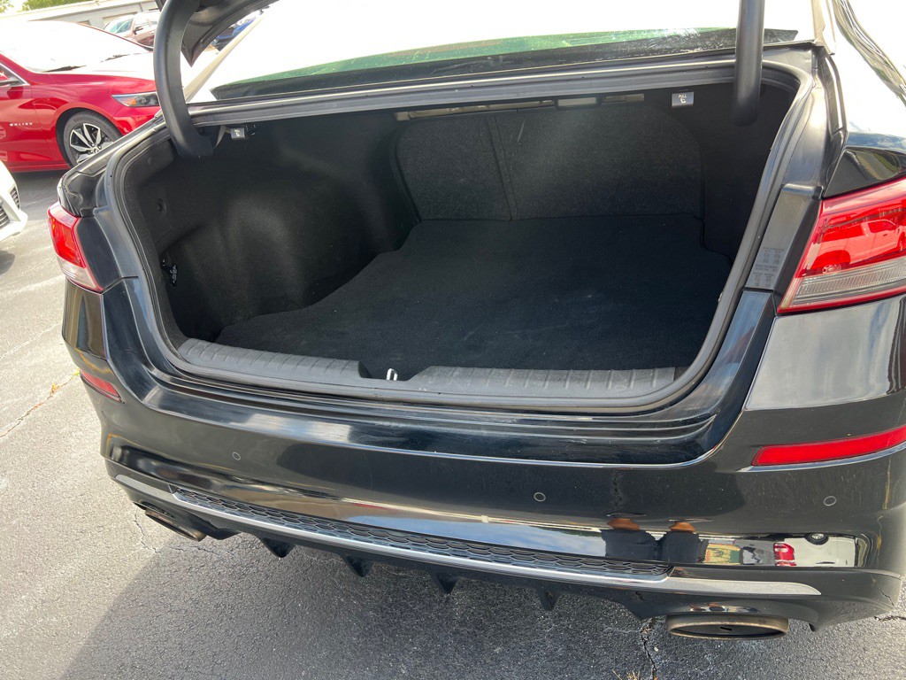 2019 Kia Optima Image 8