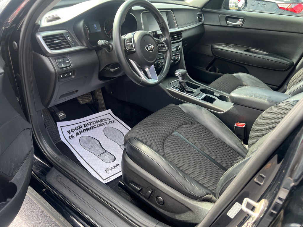 2019 Kia Optima Image 9