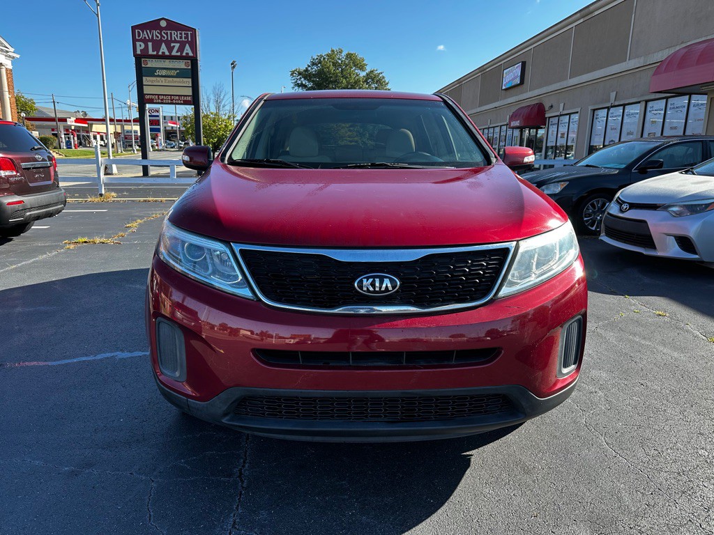 2015 Kia Sorento Image 2