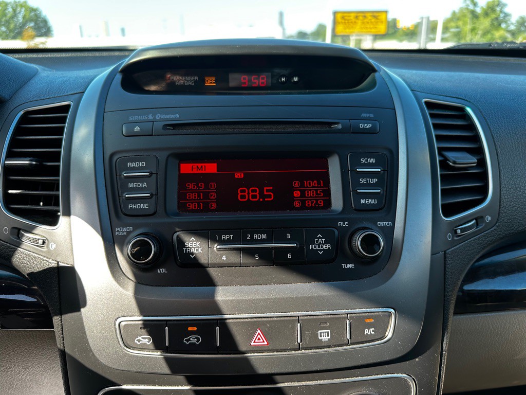 2015 Kia Sorento Image 15
