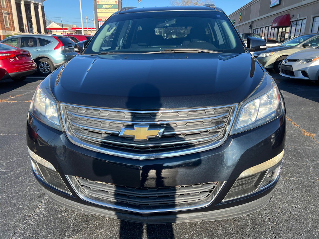 2015 Chevrolet Traverse Image 2