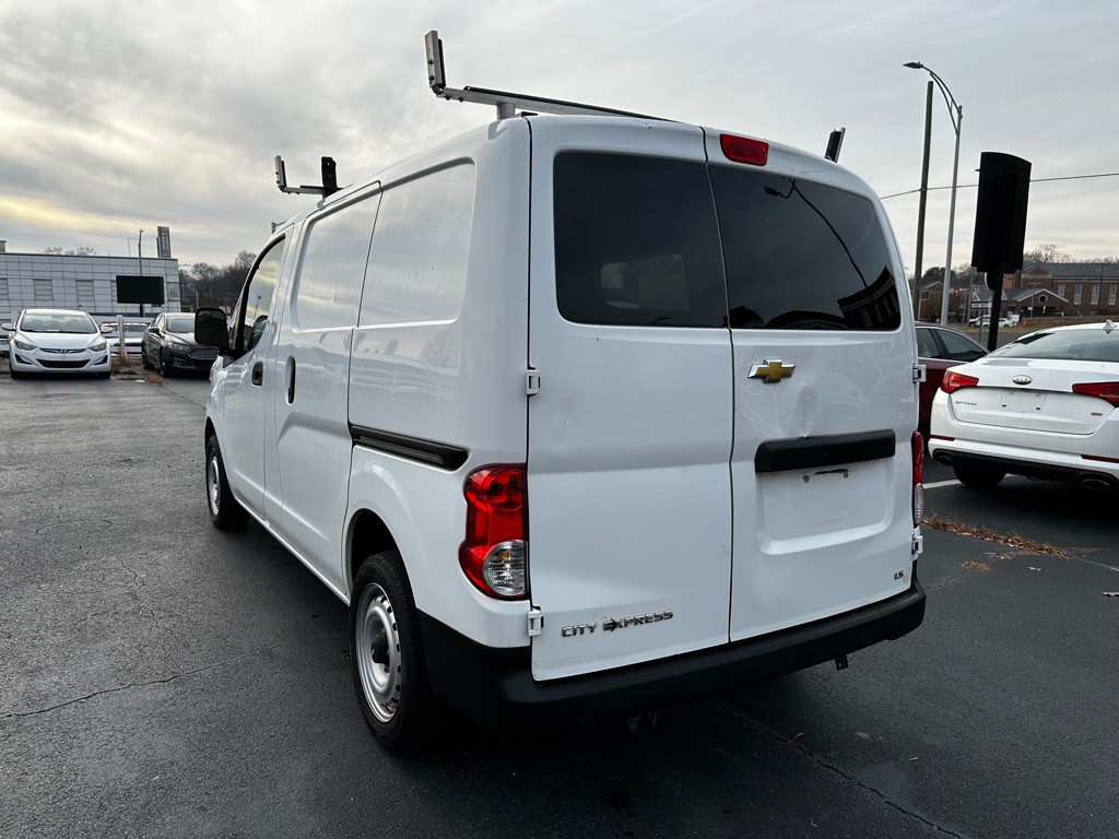 2015 Chevrolet Express Image 5