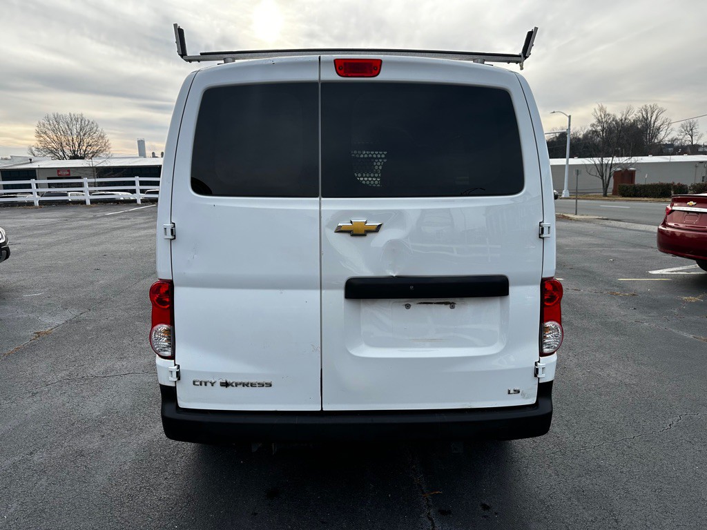 2015 Chevrolet Express Image 6
