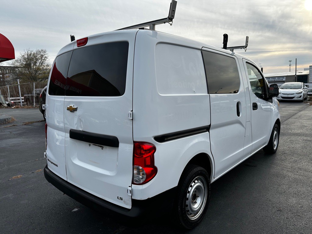 2015 Chevrolet Express Image 7