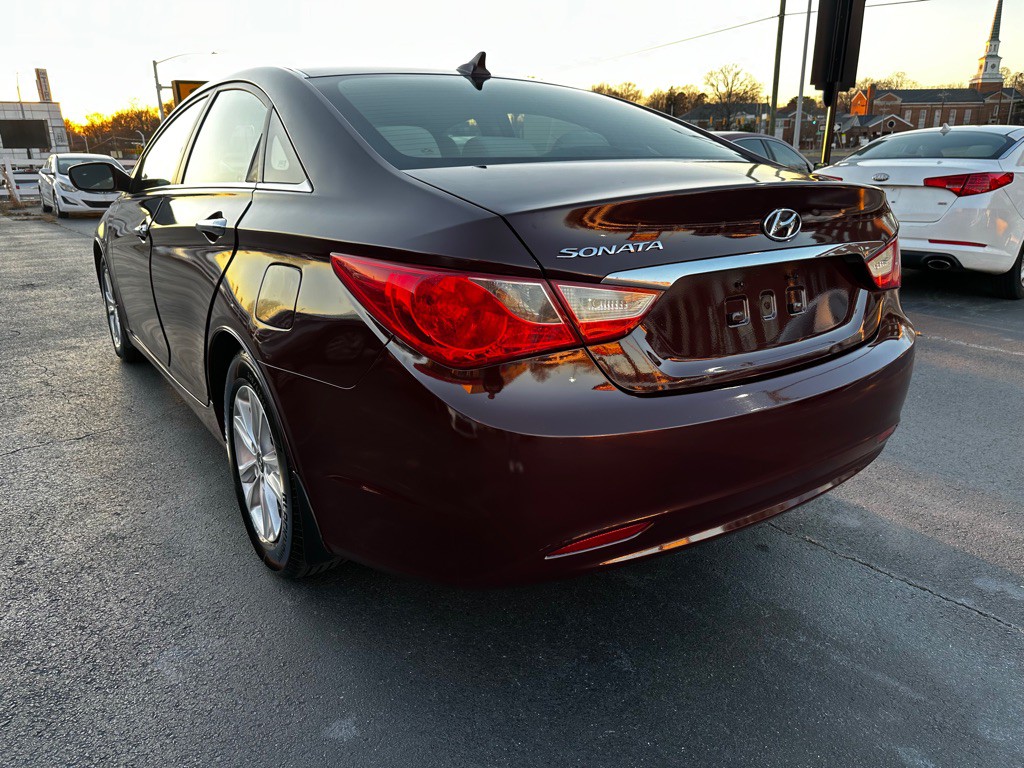 2012 Hyundai Sonata Image 5