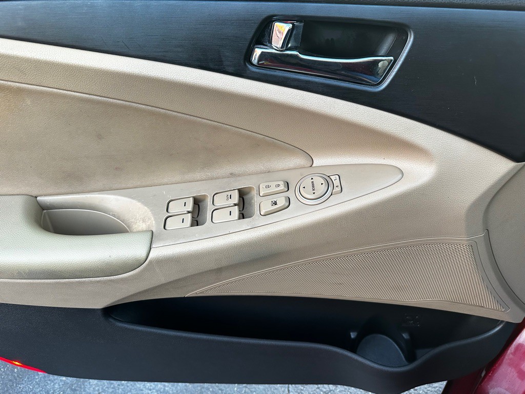 2012 Hyundai Sonata Image 13