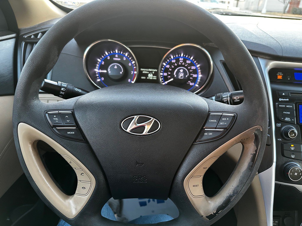 2012 Hyundai Sonata Image 14
