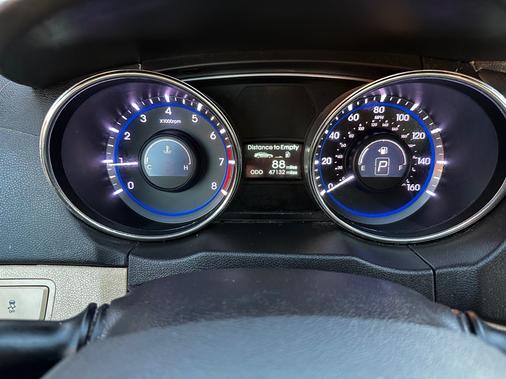 2012 Hyundai Sonata Image 15