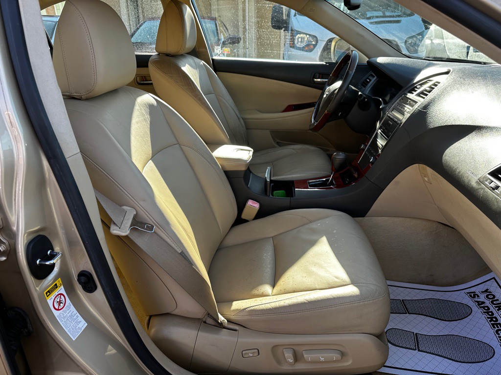 2007 Lexus ES Image 10