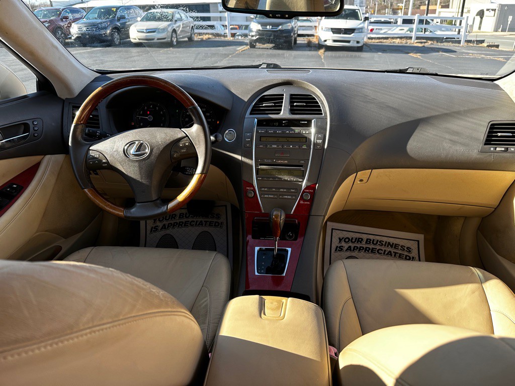 2007 Lexus ES Image 13