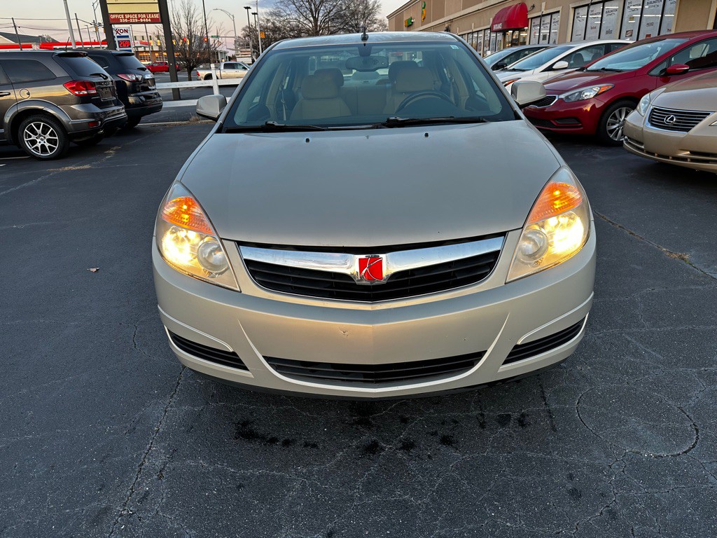 2009 Saturn Aura Image 2