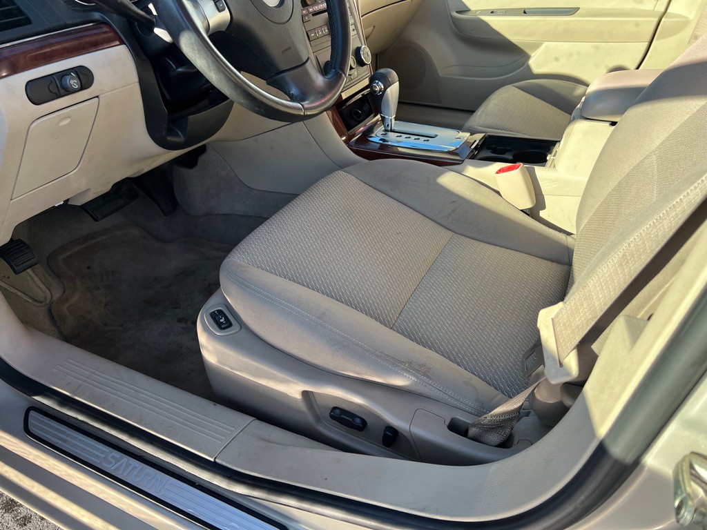 2009 Saturn Aura Image 9