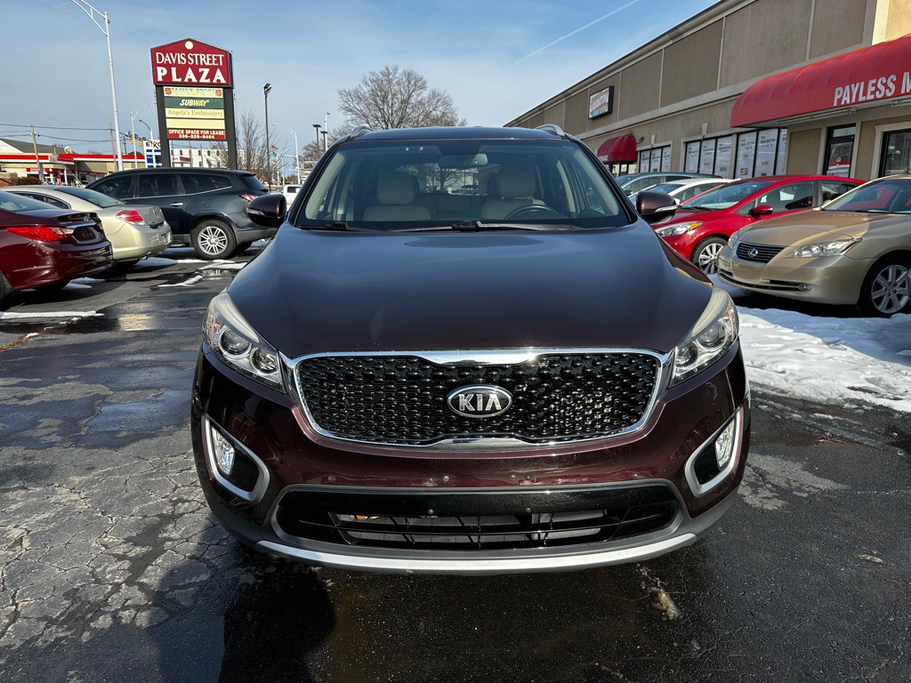 2016 Kia Sorento Image 2