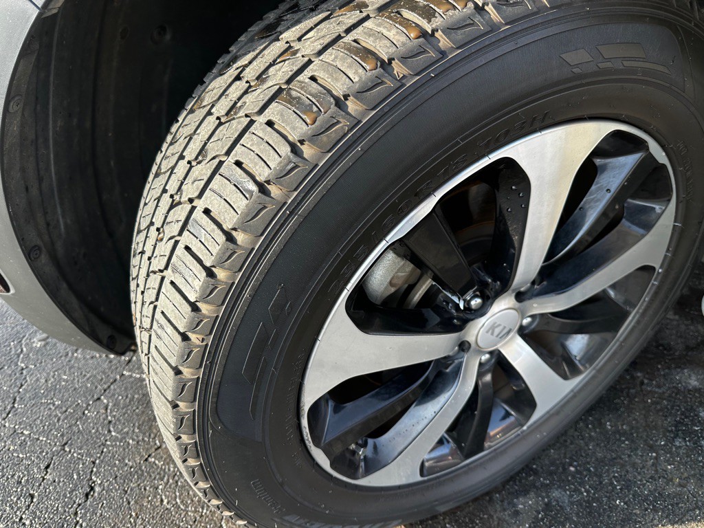 2016 Kia Sorento Image 21