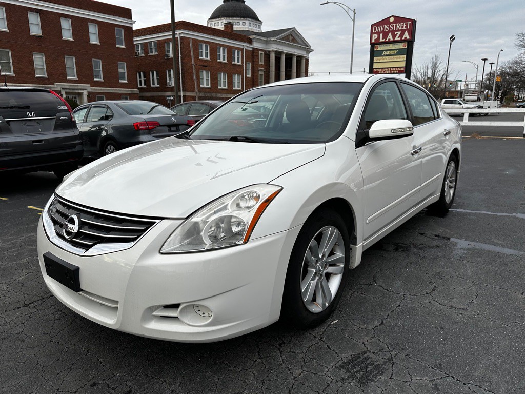 2012 Nissan Altima Image 2