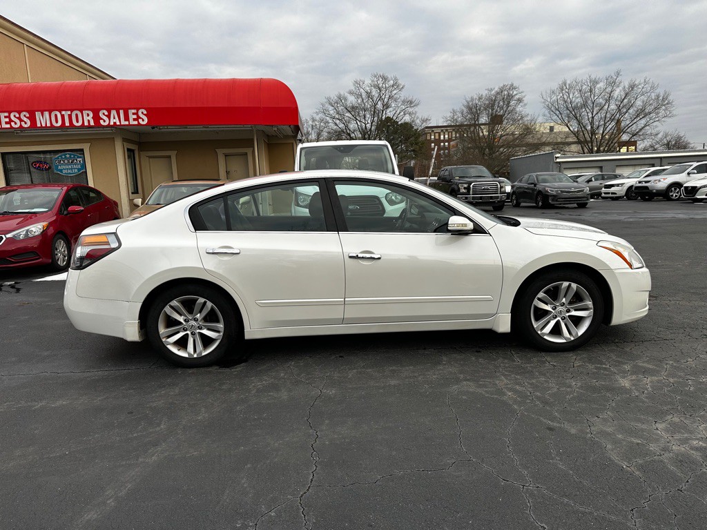 2012 Nissan Altima Image 7