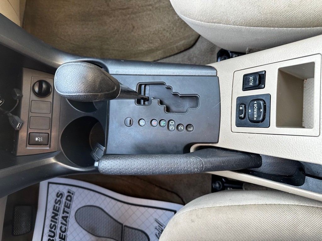 2011 Toyota Rav4 Image 16