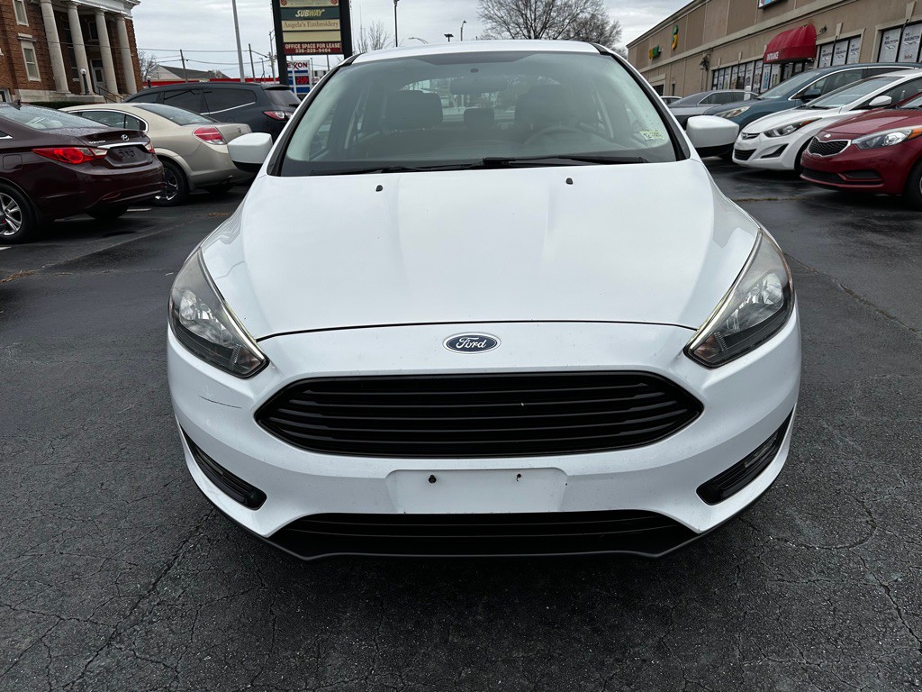 2018 Ford Focus Image 2