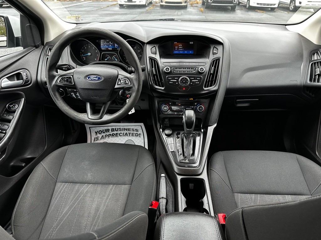 2018 Ford Focus Image 12