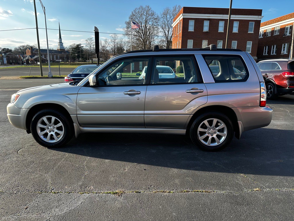 2006 Subaru Forester Image 4