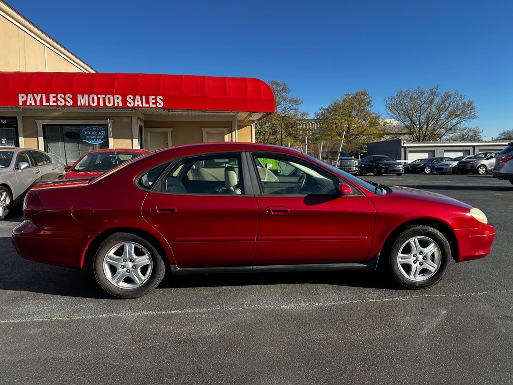 2000 Ford Taurus Image 8