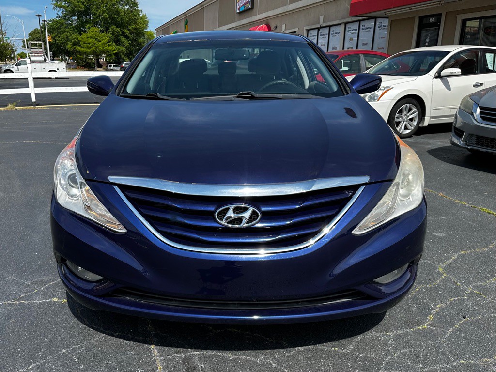 2013 Hyundai Sonata Image 2