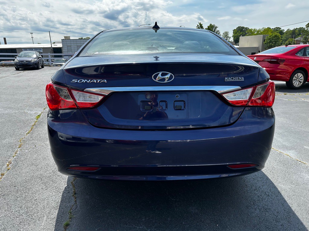2013 Hyundai Sonata Image 6