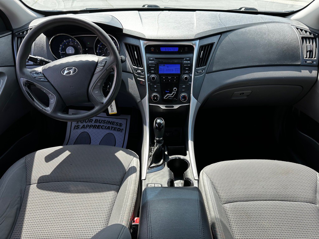 2013 Hyundai Sonata Image 12