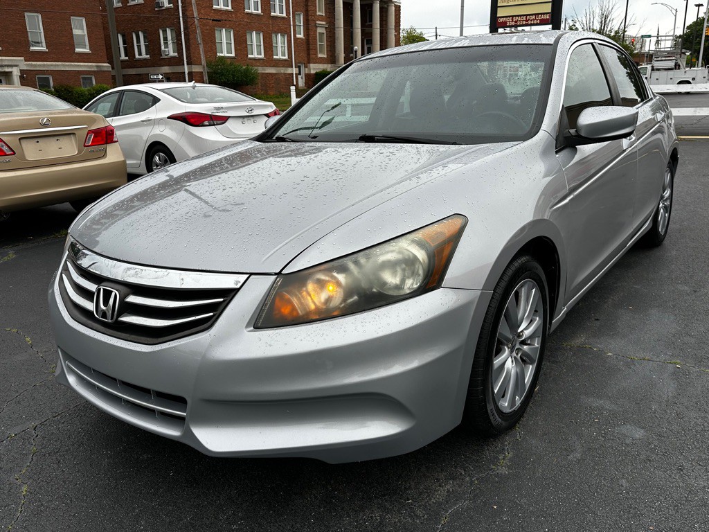 2011 Honda Accord Image 3