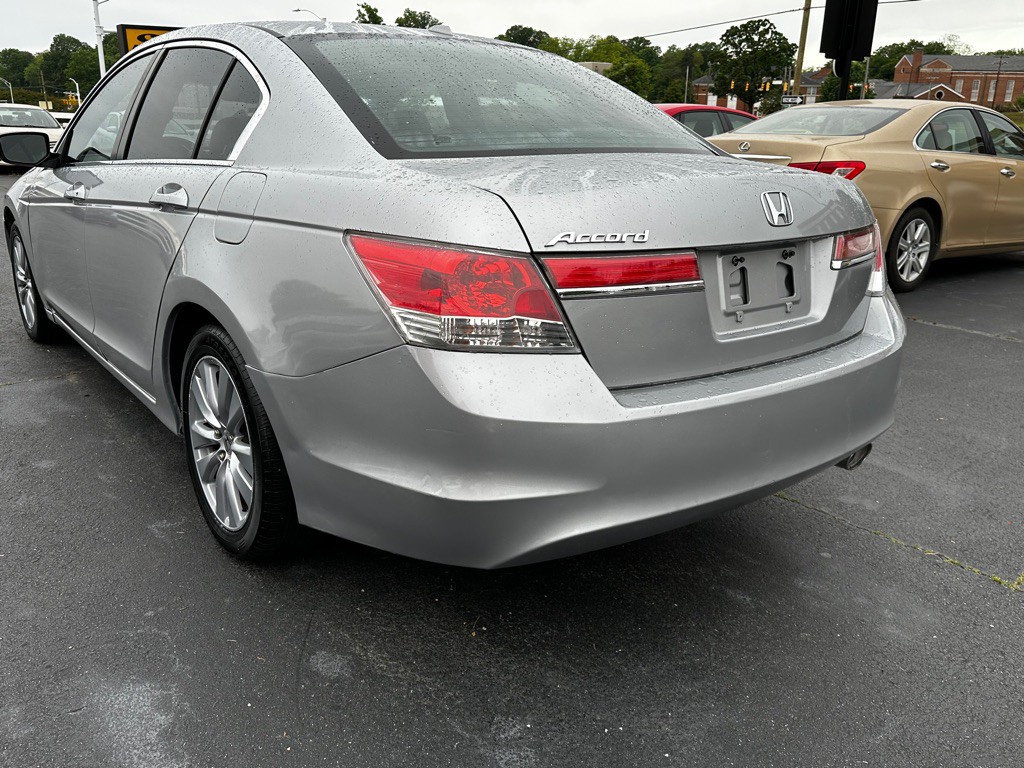 2011 Honda Accord Image 5
