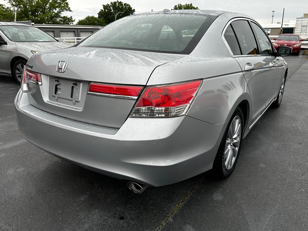 2011 Honda Accord Image 7