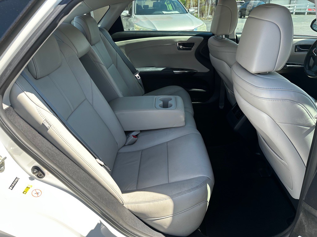 2014 Toyota Avalon Image 9