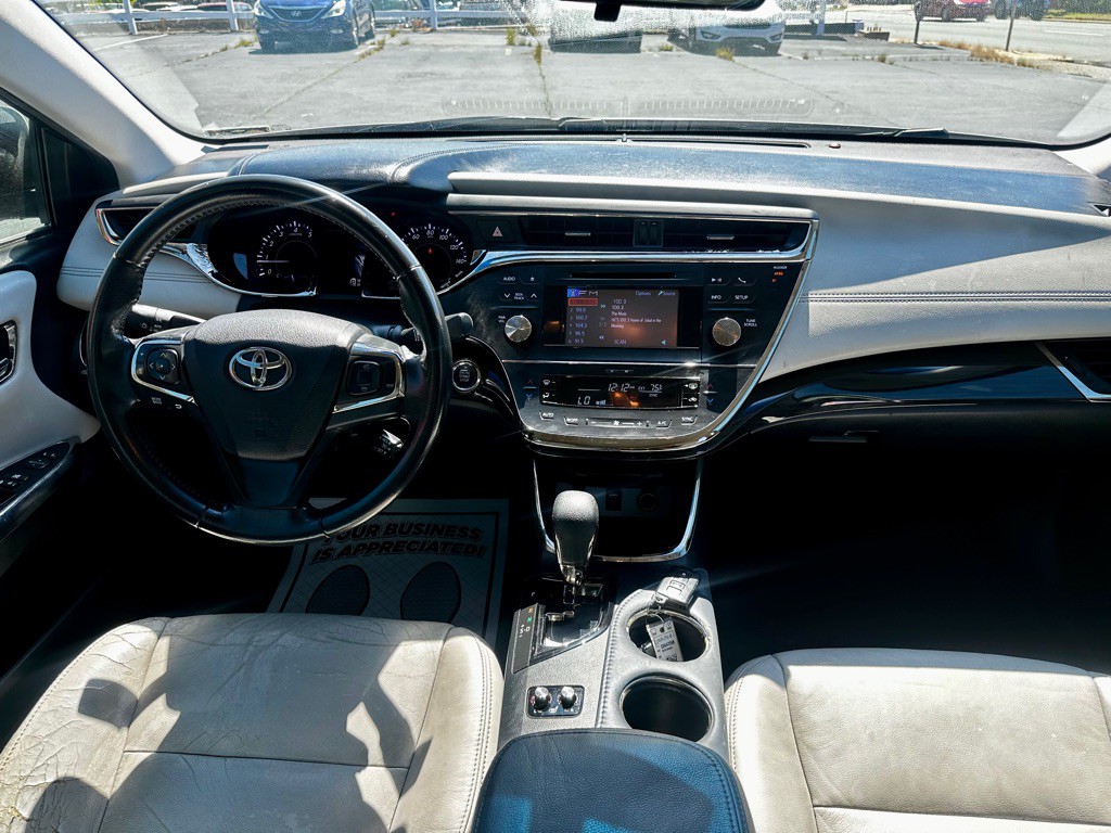 2014 Toyota Avalon Image 13