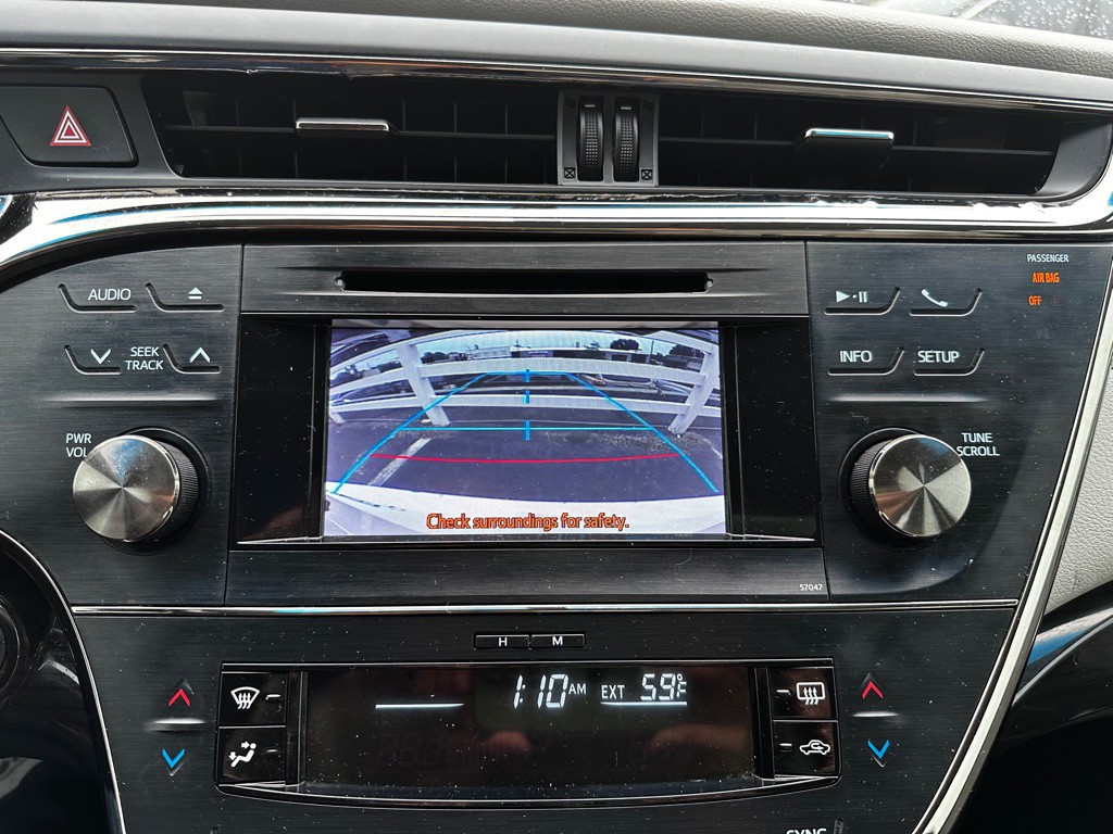 2014 Toyota Avalon Image 17