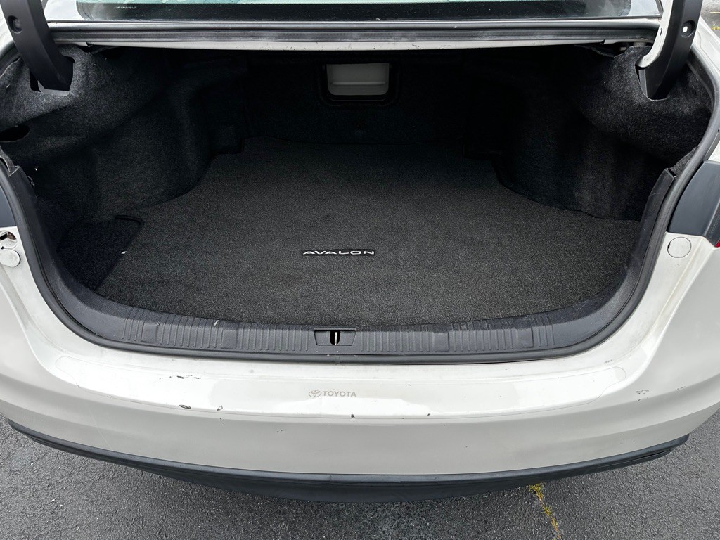 2014 Toyota Avalon Image 19