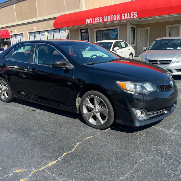 2012 Toyota Camry Image 1