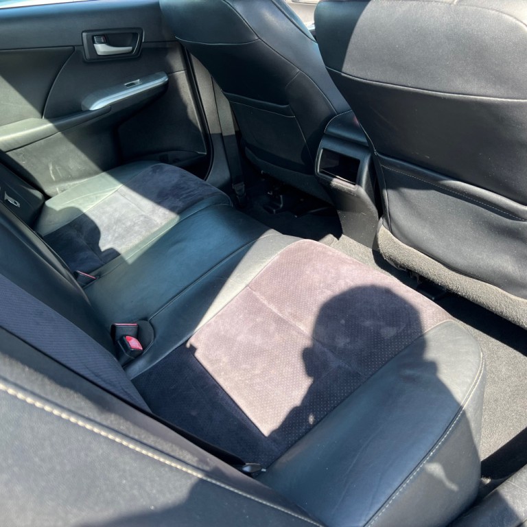 2012 Toyota Camry Image 11