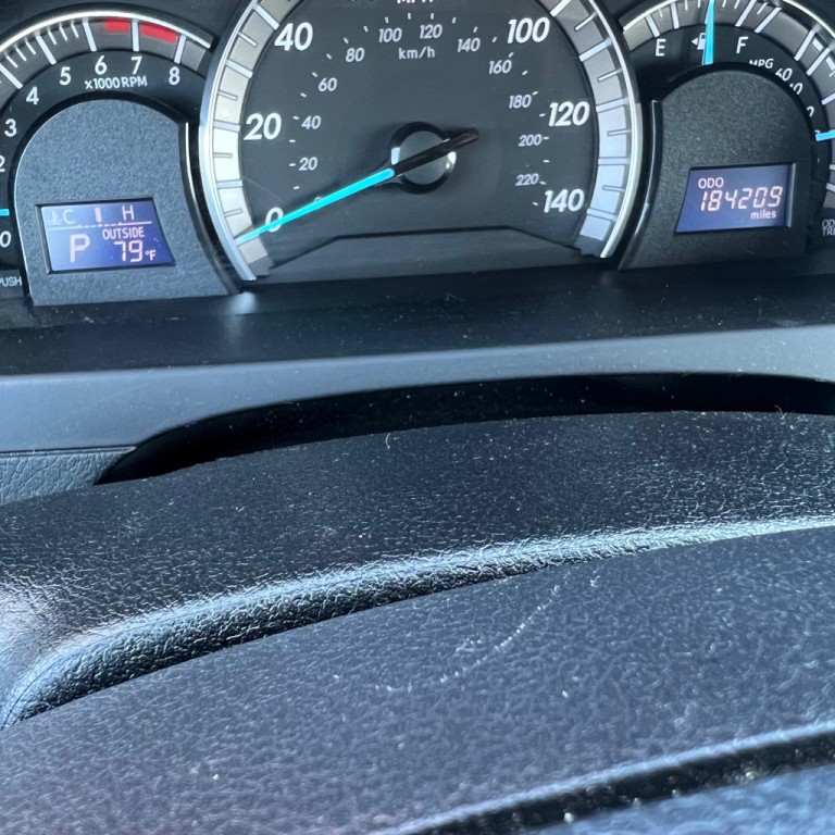 2012 Toyota Camry Image 12