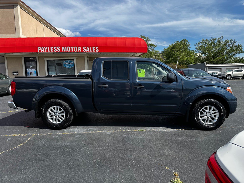 2020 Nissan Frontier Image 8