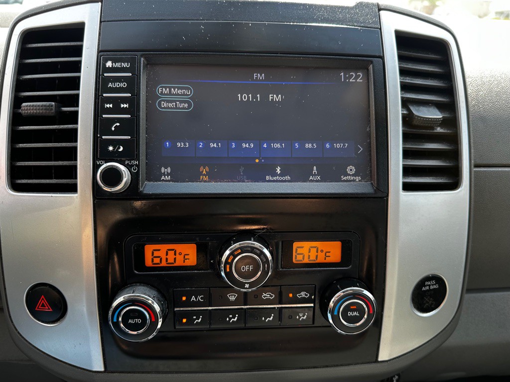 2020 Nissan Frontier Image 16