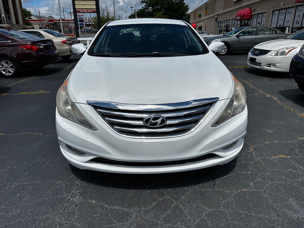2014 Hyundai Sonata Image 2