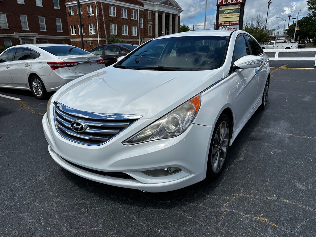 2014 Hyundai Sonata Image 3
