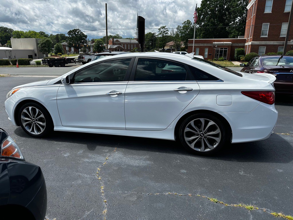 2014 Hyundai Sonata Image 4